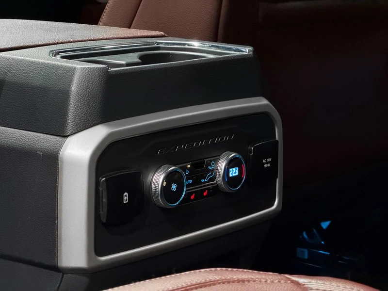 2024 Ford Expedition 5th Gen - Image 19 of 20