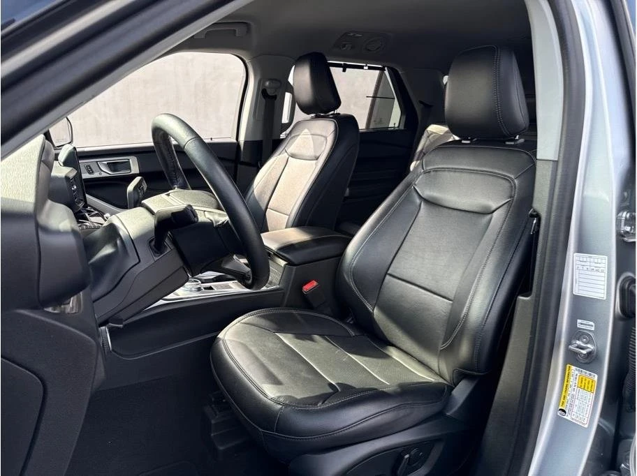 2024 Ford Explorer 6th Gen - Image 11 of 20