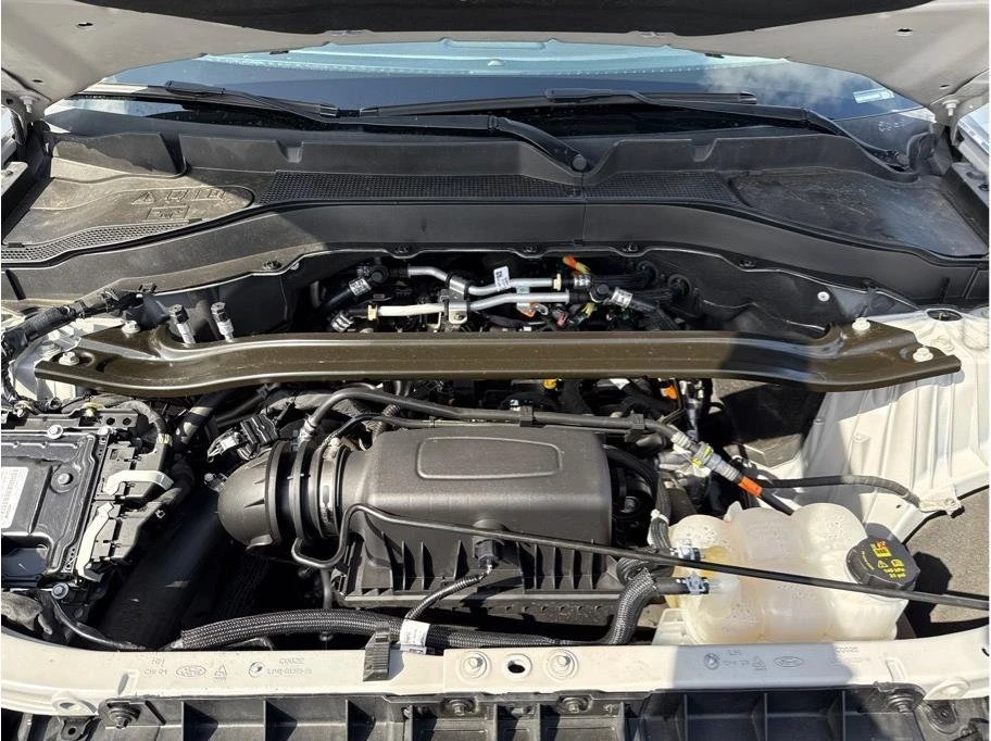 2024 Ford Explorer 6th Gen - Image 3 of 20
