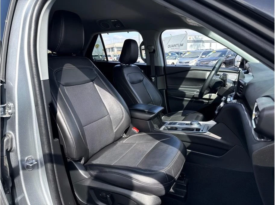 2024 Ford Explorer 6th Gen - Image 10 of 20