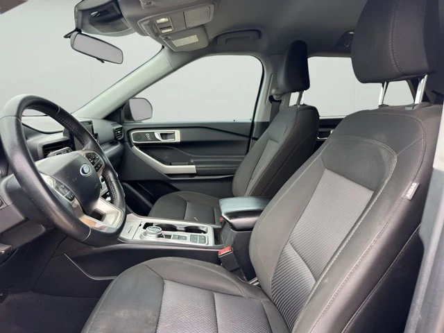 2024 Ford Explorer 6th Gen - Image 8 of 11