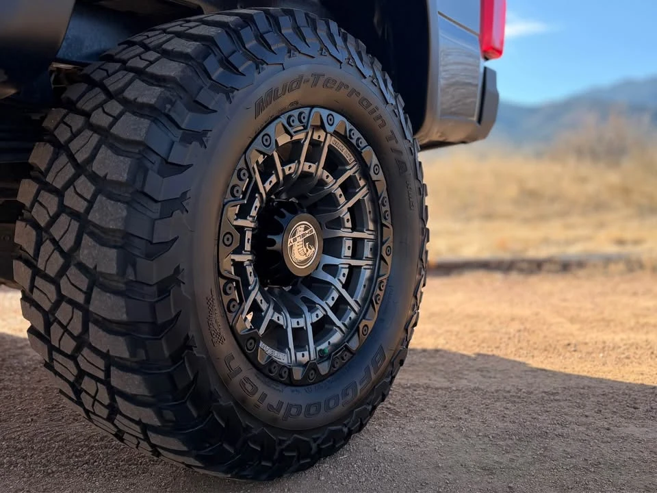 2024 Ford Super Duty 5th Gen - Image 15 of 19