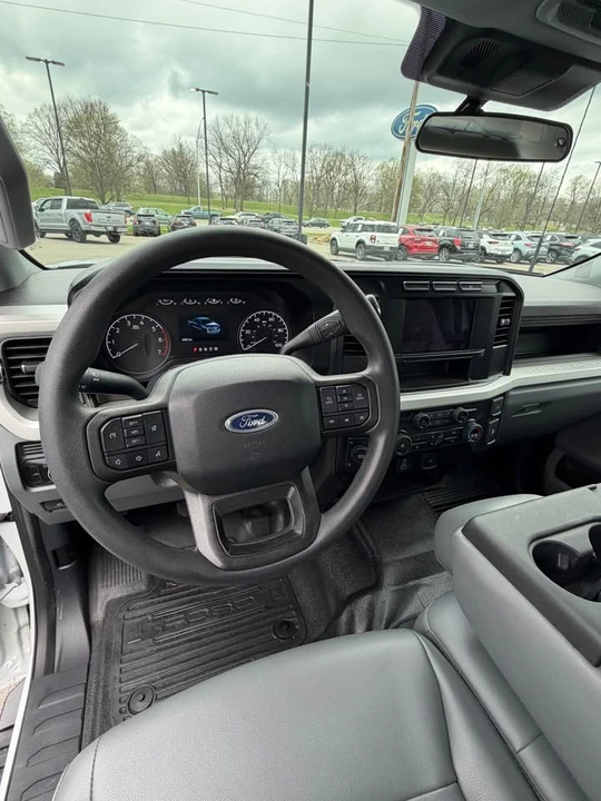 2024 Ford Super Duty 5th Gen - Image 4 of 5