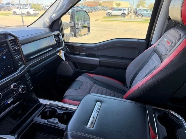 2024 Ford Super Duty 5th Gen - Image 18 of 19