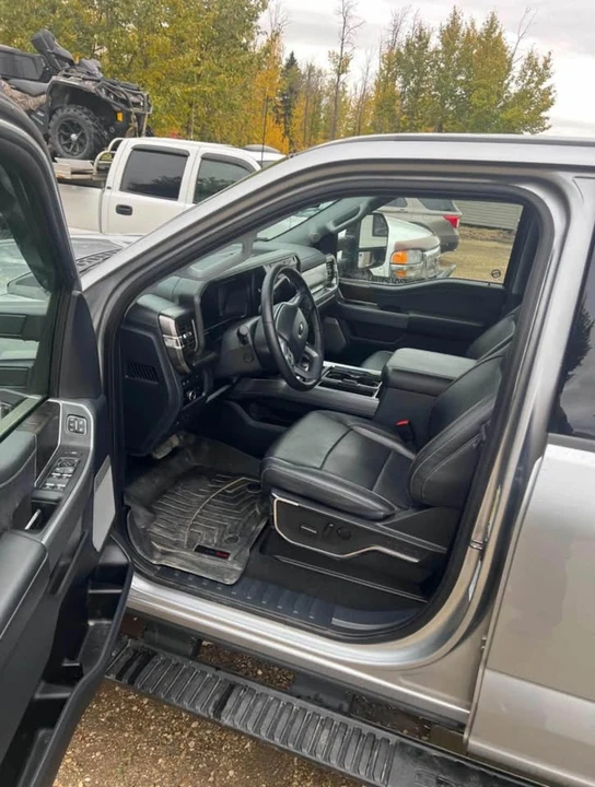 2024 Ford Super Duty 5th Gen - Image 5 of 6