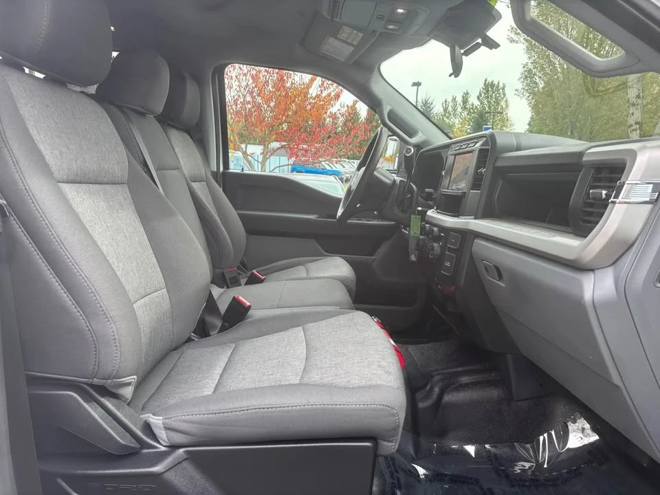 2024 Ford Super Duty 5th Gen - Image 15 of 18