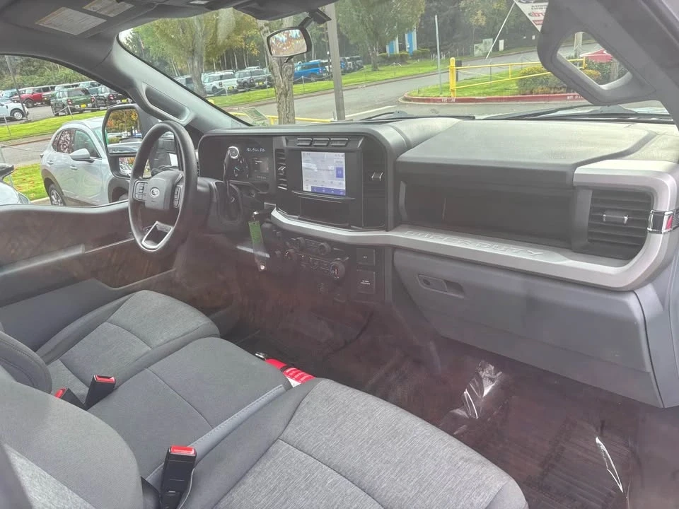 2024 Ford Super Duty 5th Gen - Image 16 of 18