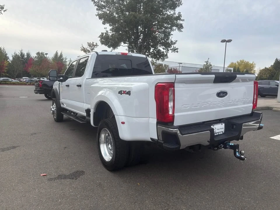 2024 Ford Super Duty 5th Gen - Image 2 of 18