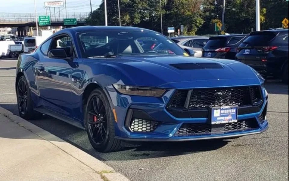 2024 Ford S650 Mustang - Image 2 of 13