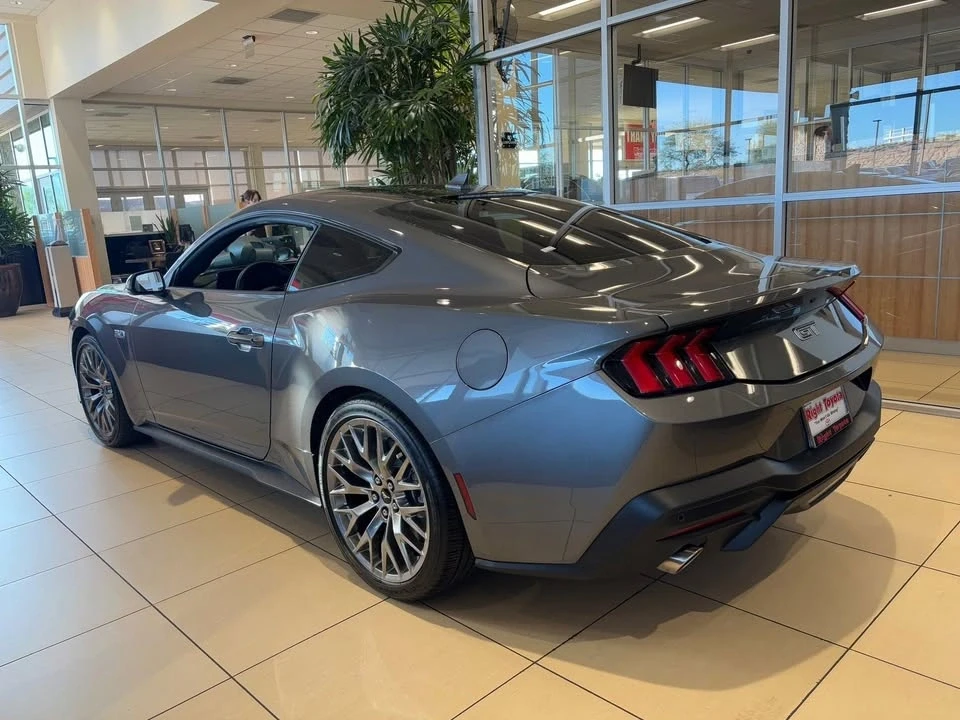 2024 Ford S650 Mustang - Image 2 of 19