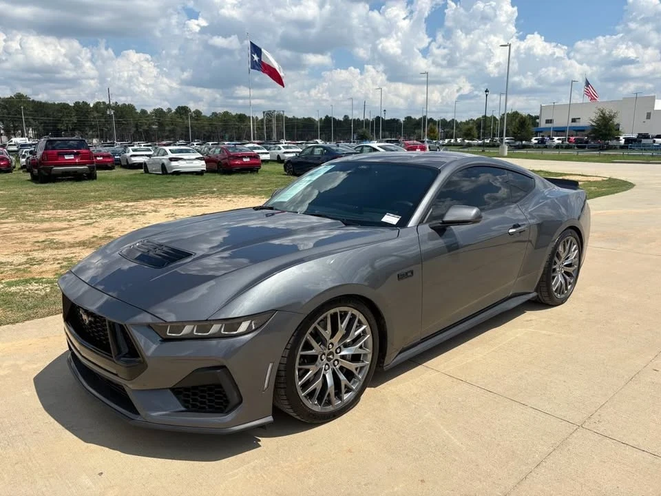 2024 Ford S650 Mustang - Image 2 of 18
