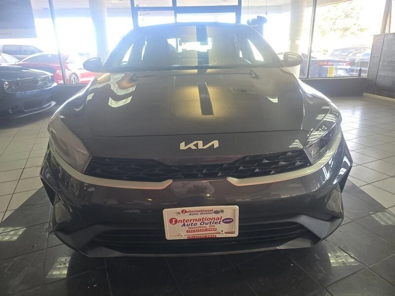 2024 Kia Forte - Image 2 of 4