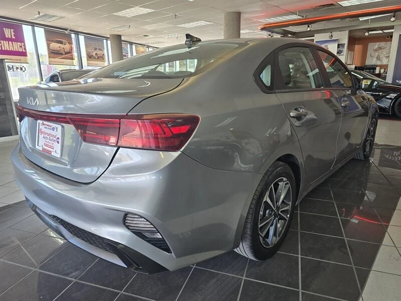 2024 Kia Forte - Image 4 of 4
