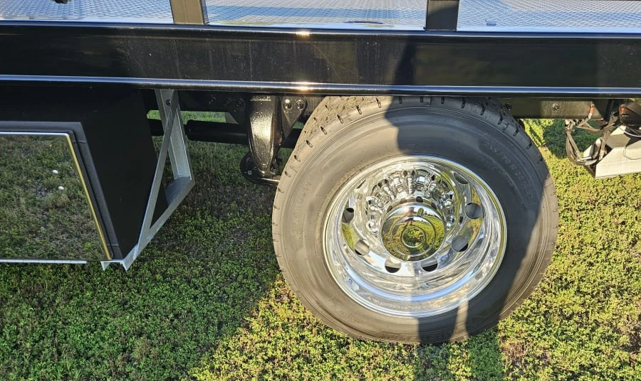 2024 Freightliner - Image 6 of 15