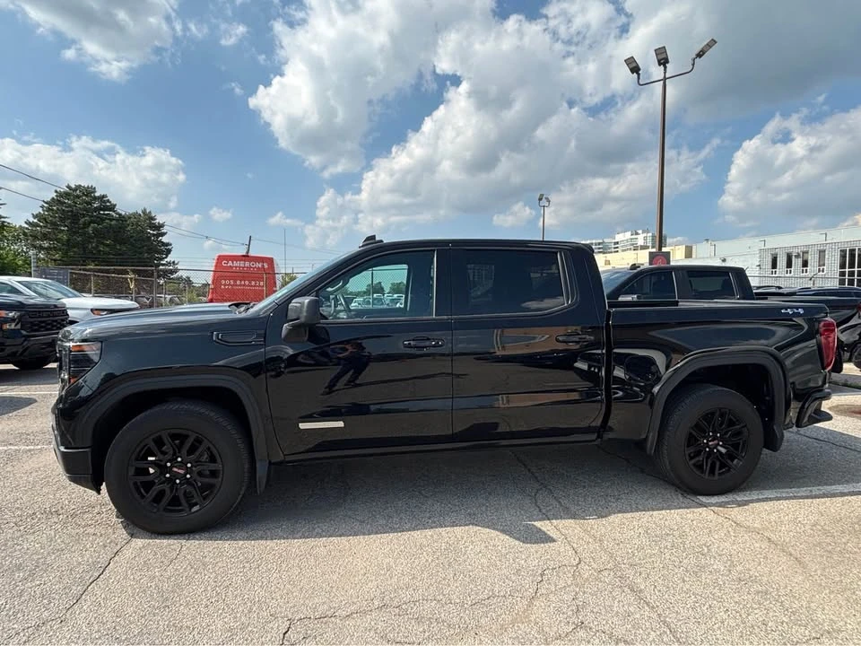 2024 GMC Sierra 5th Gen - Image 3 of 8