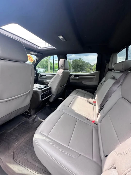 2024 GMC Sierra 5th Gen - Image 5 of 8