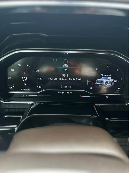 2024 GMC Sierra 5th Gen - Image 6 of 8