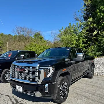 2024 GMC 2500 Crew Cab Denali