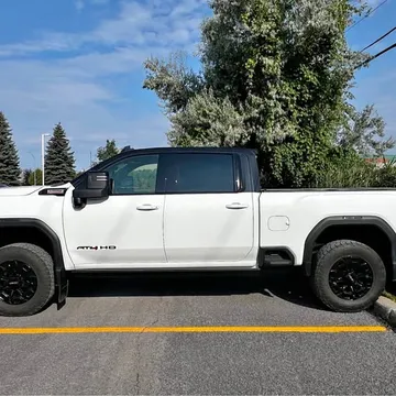 2024 GMC 2500 HD Extended Cab AT4