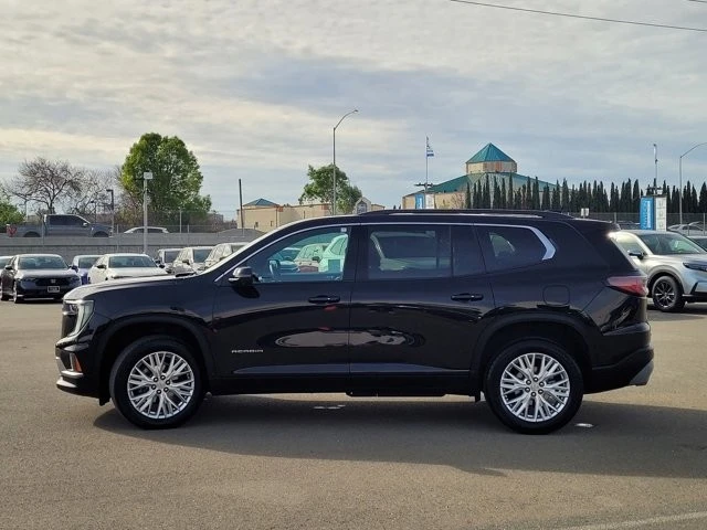 2024 GMC Acadia - Image 8 of 12