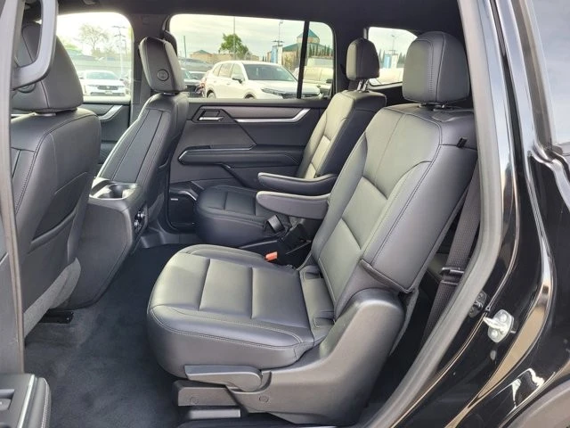 2024 GMC Acadia - Image 12 of 12