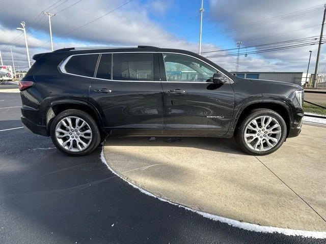 2024 GMC Acadia - Image 9 of 12