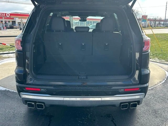 2024 GMC Acadia - Image 7 of 12