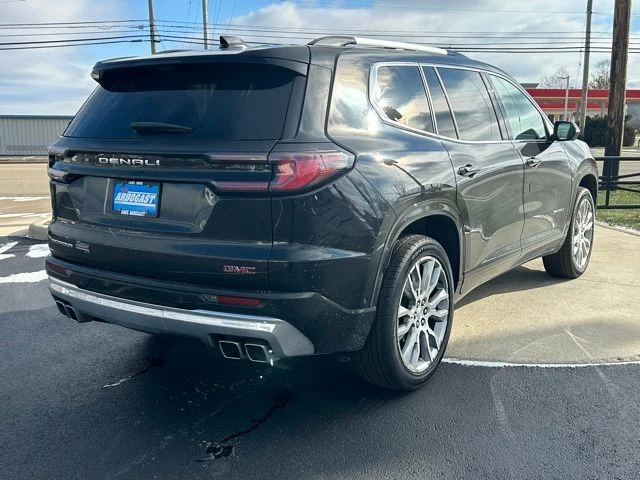 2024 GMC Acadia - Image 8 of 12