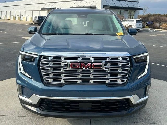 2024 GMC Acadia - Image 2 of 12