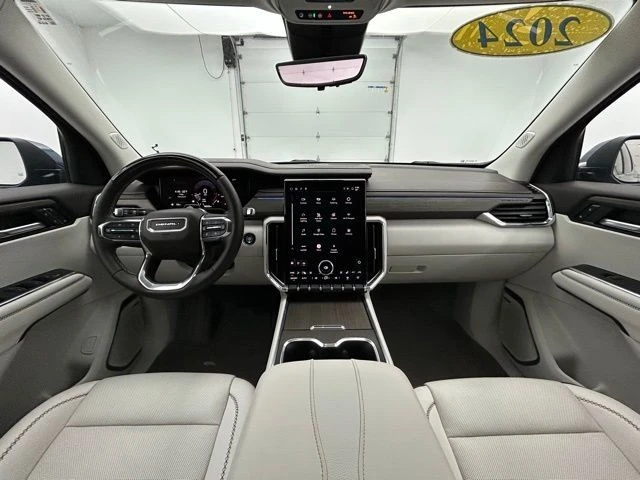 2024 GMC Acadia - Image 2 of 12