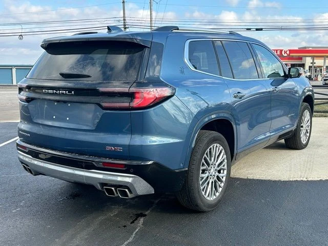 2024 GMC Acadia - Image 8 of 12