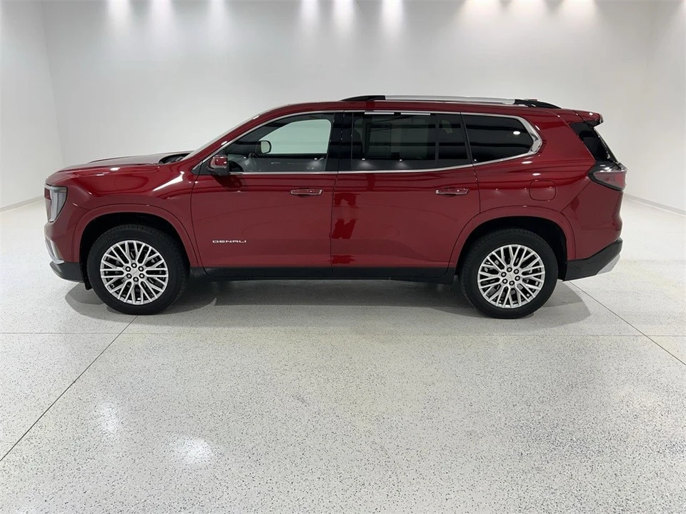 2024 GMC Acadia - Image 2 of 21