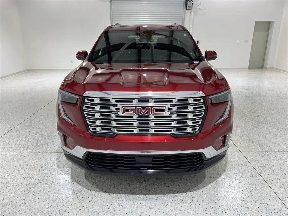 2024 GMC Acadia - Image 8 of 21