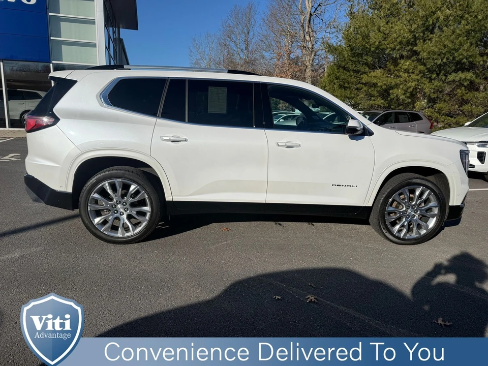 2024 GMC Acadia - Image 9 of 21