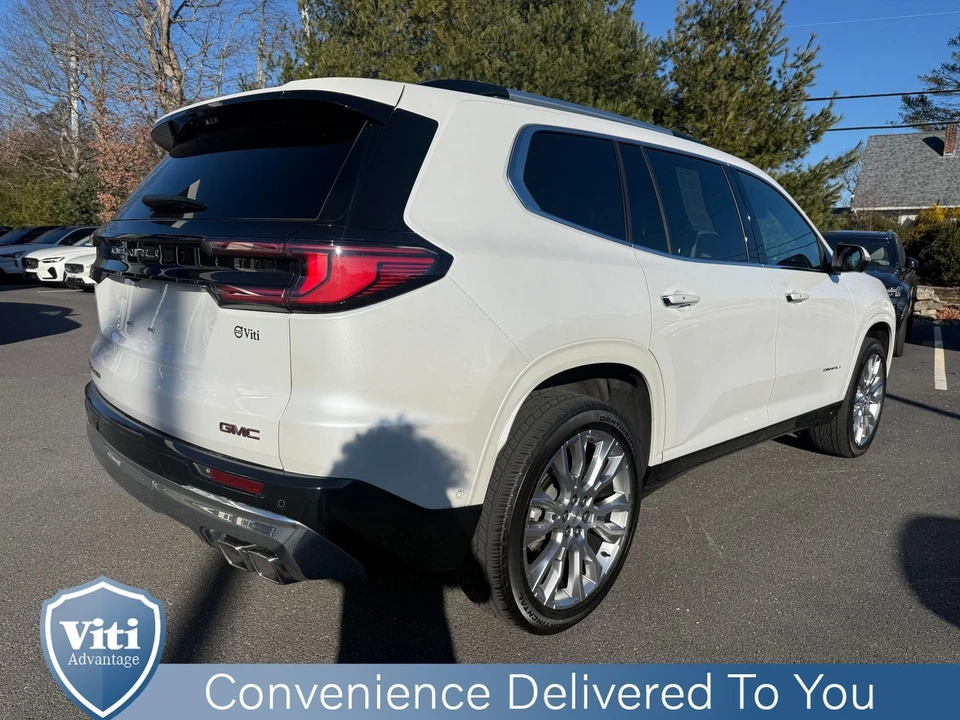 2024 GMC Acadia - Image 8 of 21