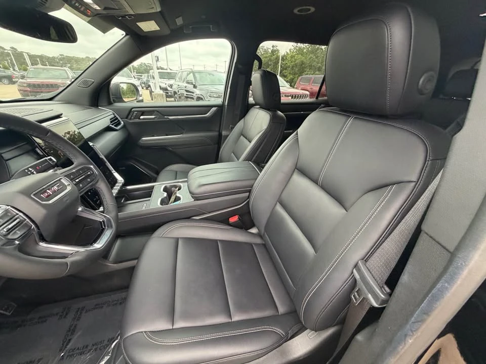 2024 GMC Acadia - Image 11 of 20