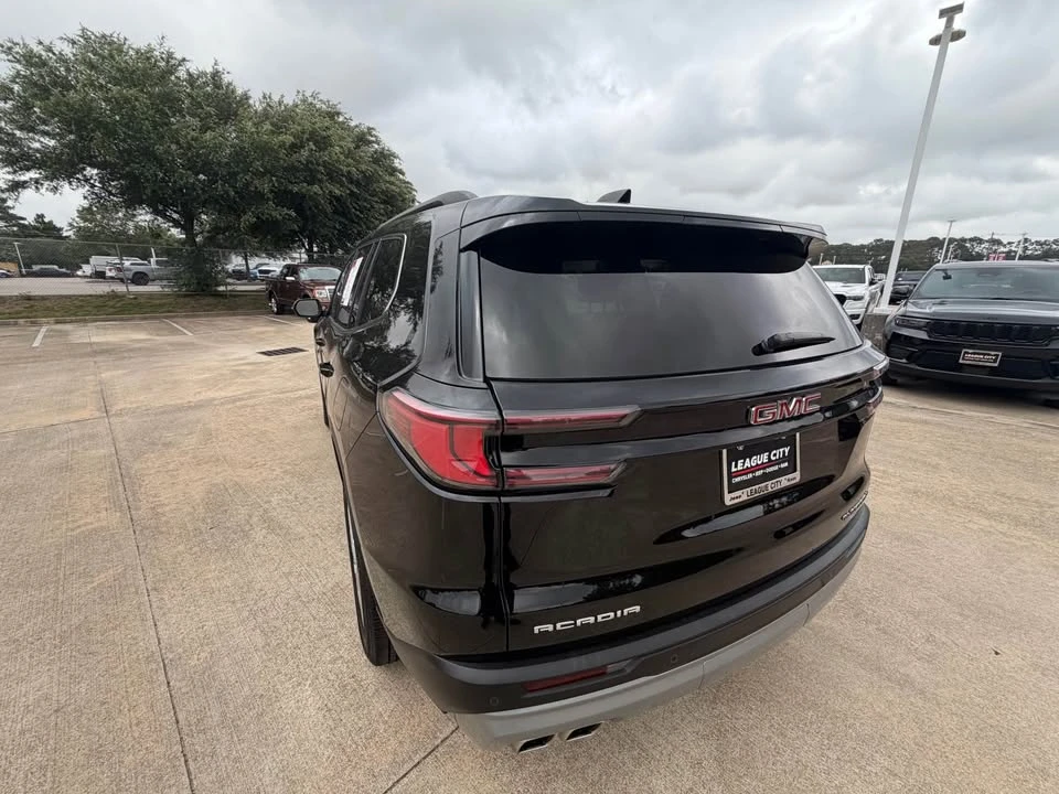 2024 GMC Acadia - Image 4 of 20