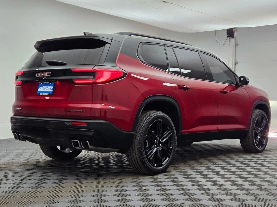 2024 GMC Acadia - Image 12 of 12