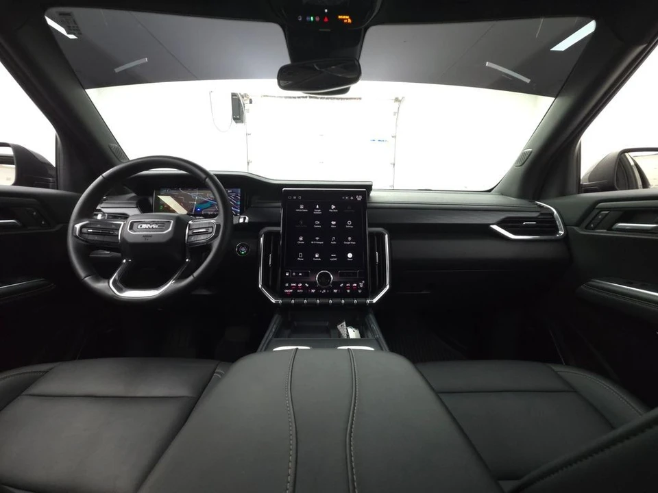 2024 GMC Acadia - Image 2 of 12