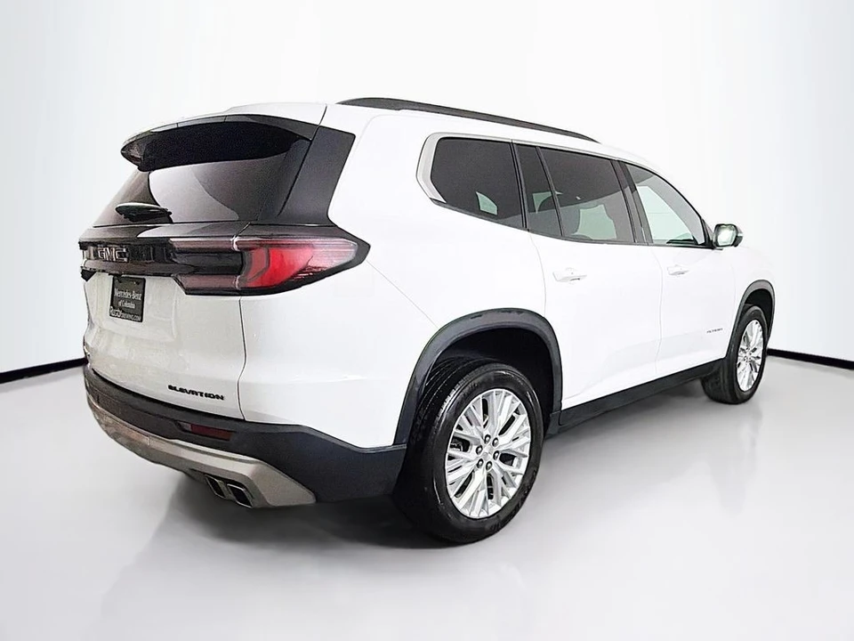 2024 GMC Acadia - Image 7 of 21