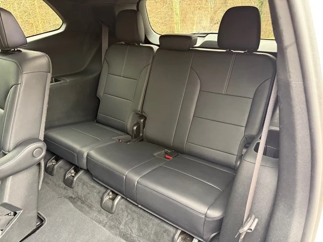 2024 GMC Acadia - Image 17 of 21