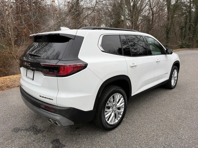2024 GMC Acadia - Image 6 of 12