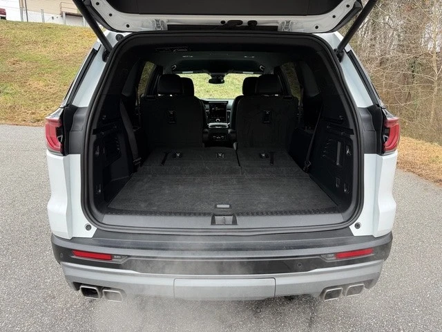 2024 GMC Acadia - Image 20 of 21
