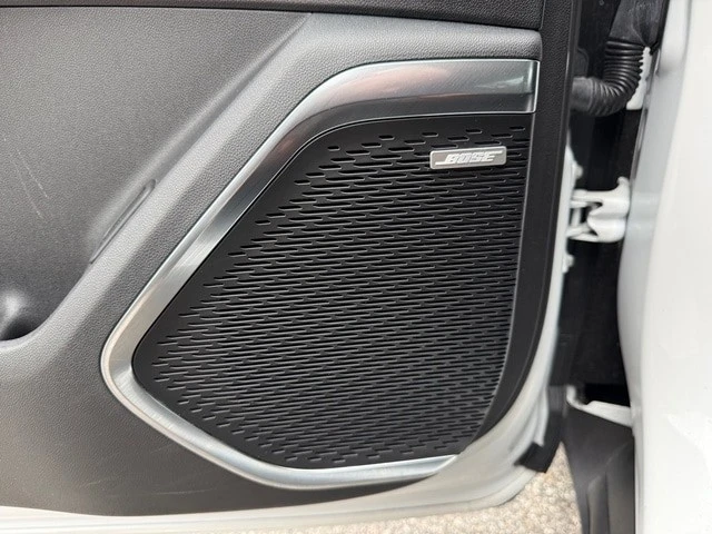 2024 GMC Acadia - Image 13 of 21