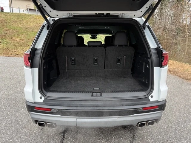 2024 GMC Acadia - Image 19 of 21