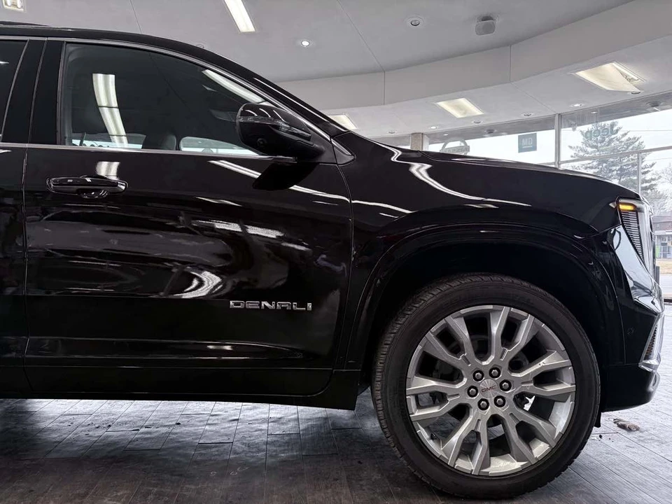 2024 GMC Acadia - Image 6 of 21