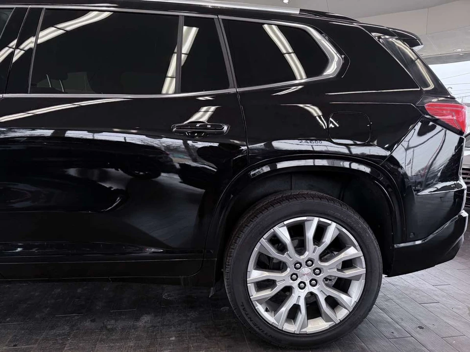 2024 GMC Acadia - Image 20 of 21