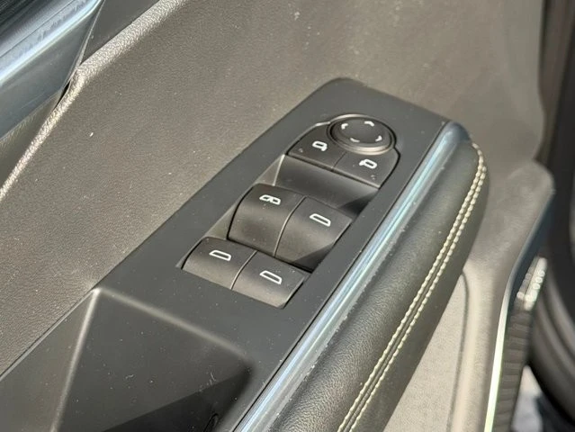2024 GMC Acadia - Image 14 of 21