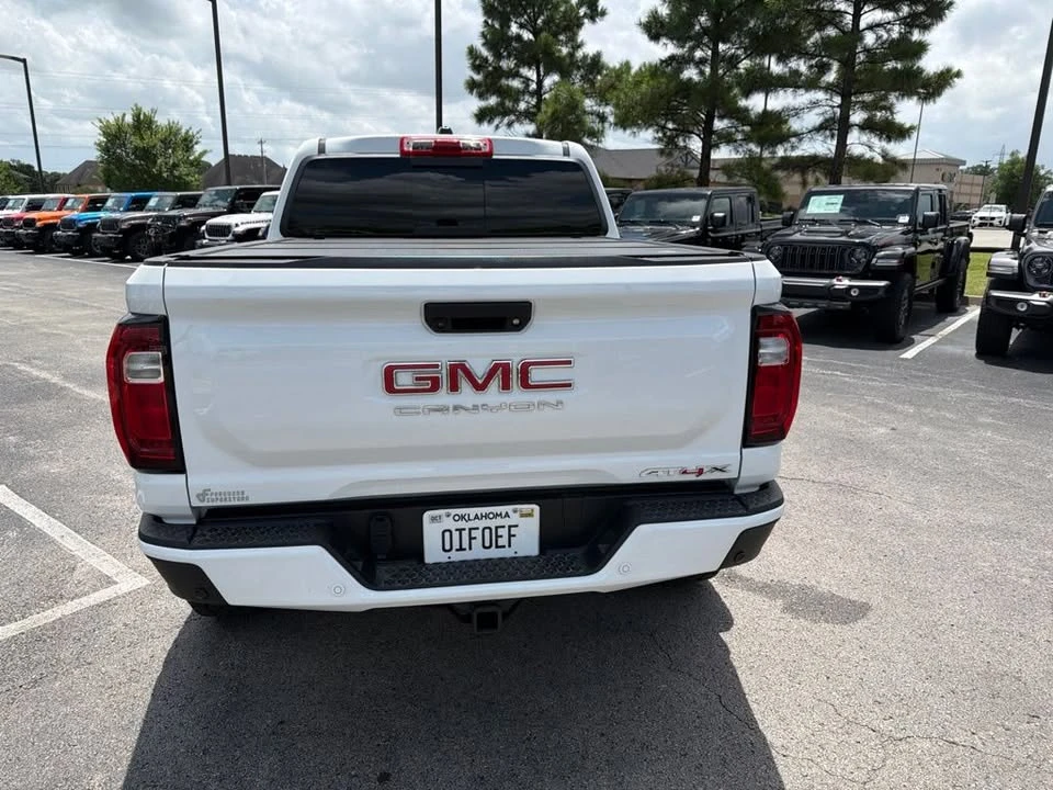 2024 GMC Canyon 2nd Gen - Image 5 of 15