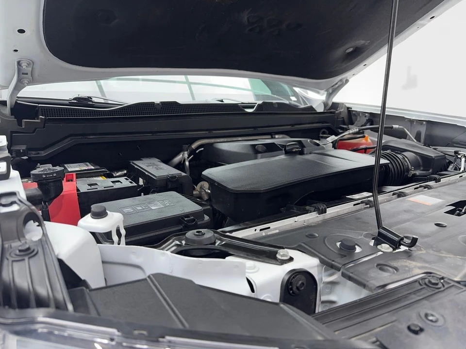 2024 GMC Canyon 2nd Gen - Image 13 of 21